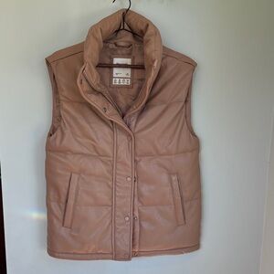 Abercrombie & Fitch Women's Tan Puffer Vest